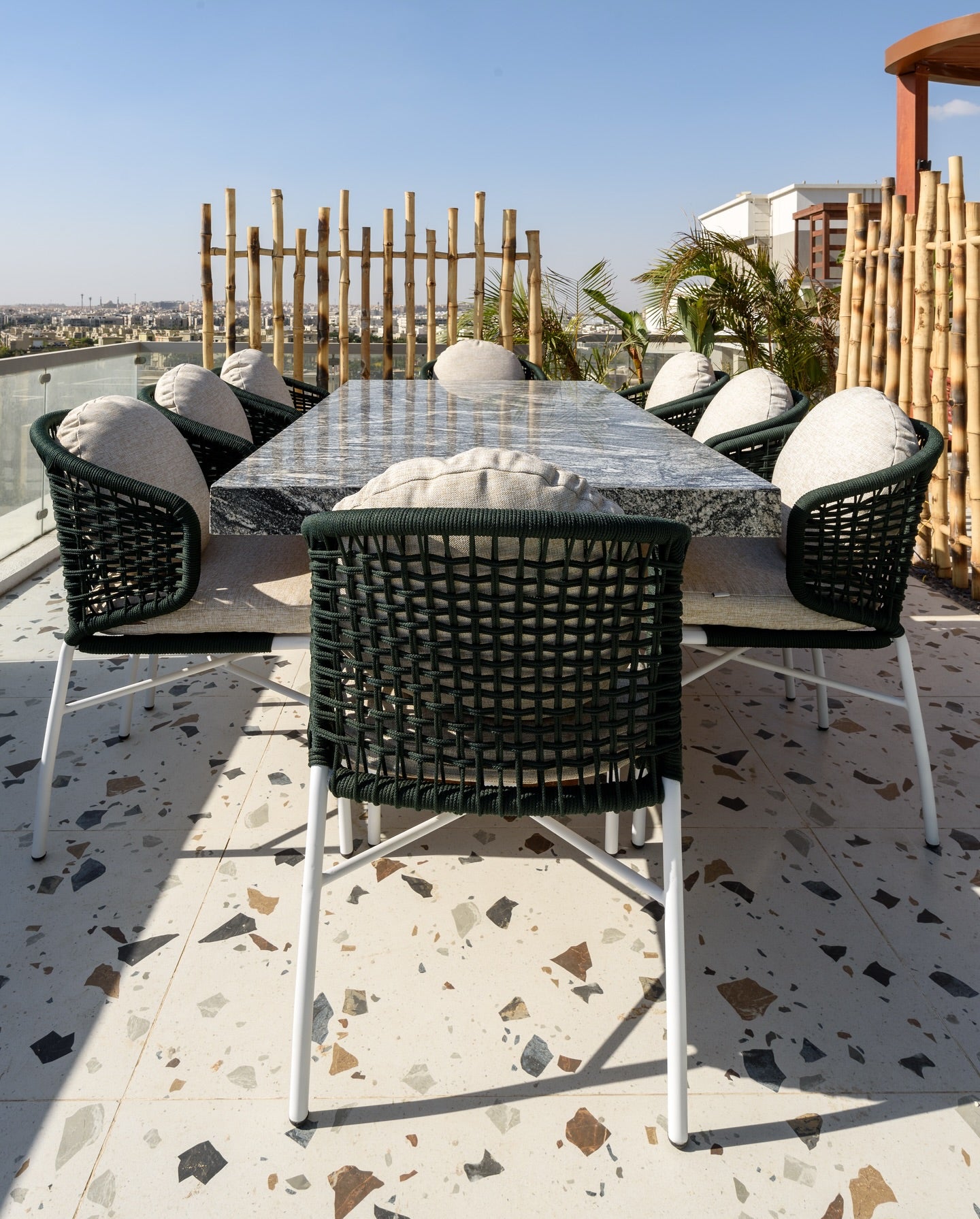 G1 Dining Set