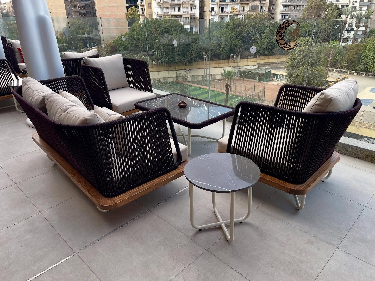 Vee Living Set