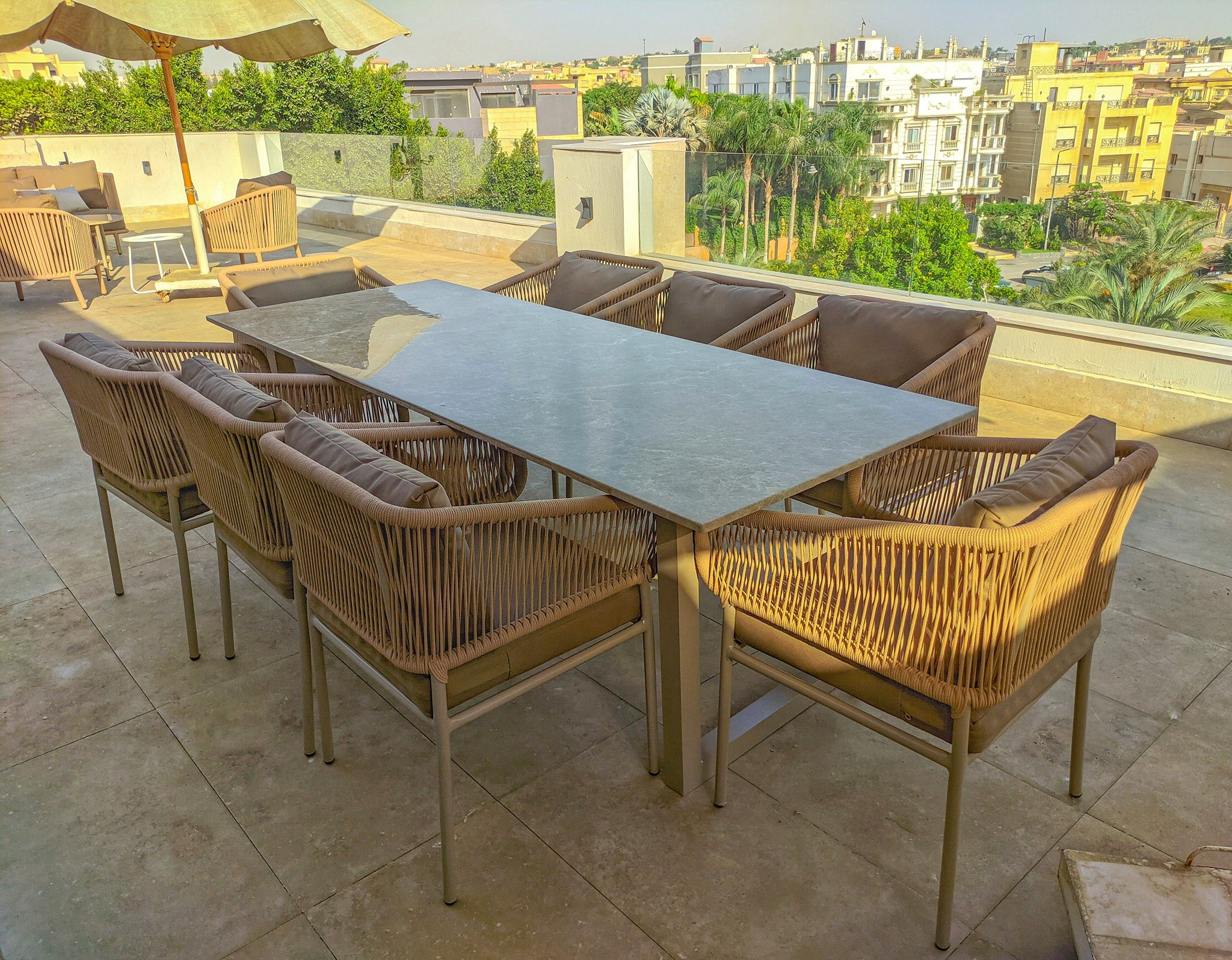 G10 Dining Set