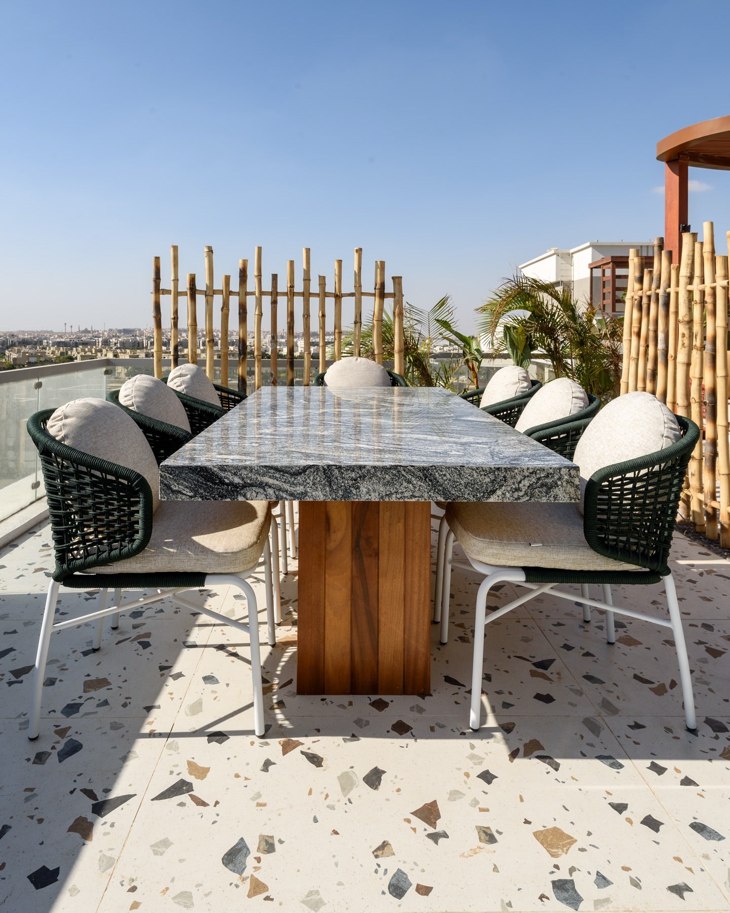 G1 Dining Set